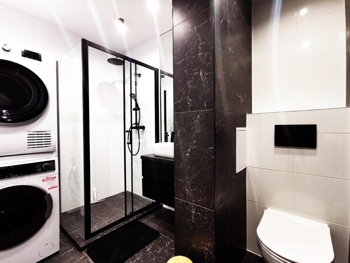 Gliniana Apartment ~ Self Check-In 24H ~ Lift Wrocław Extérieur photo